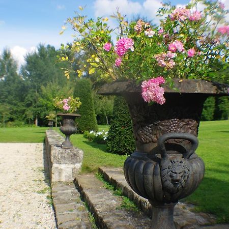 Chateau De Pommeuse Eksteriør billede